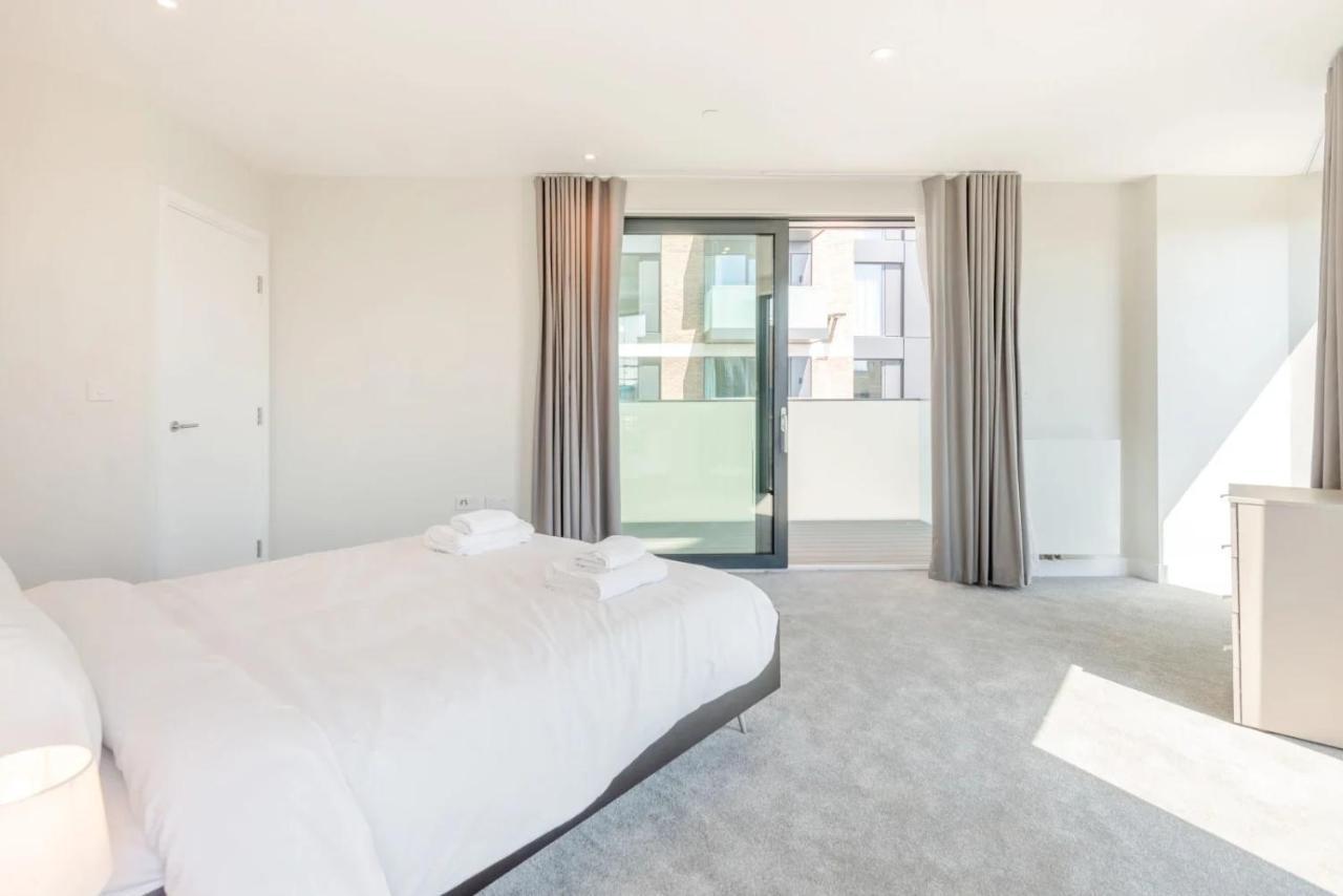 Modern Apartments In Brentford 2 Minutes Walk From Kew Bridge Exteriör bild