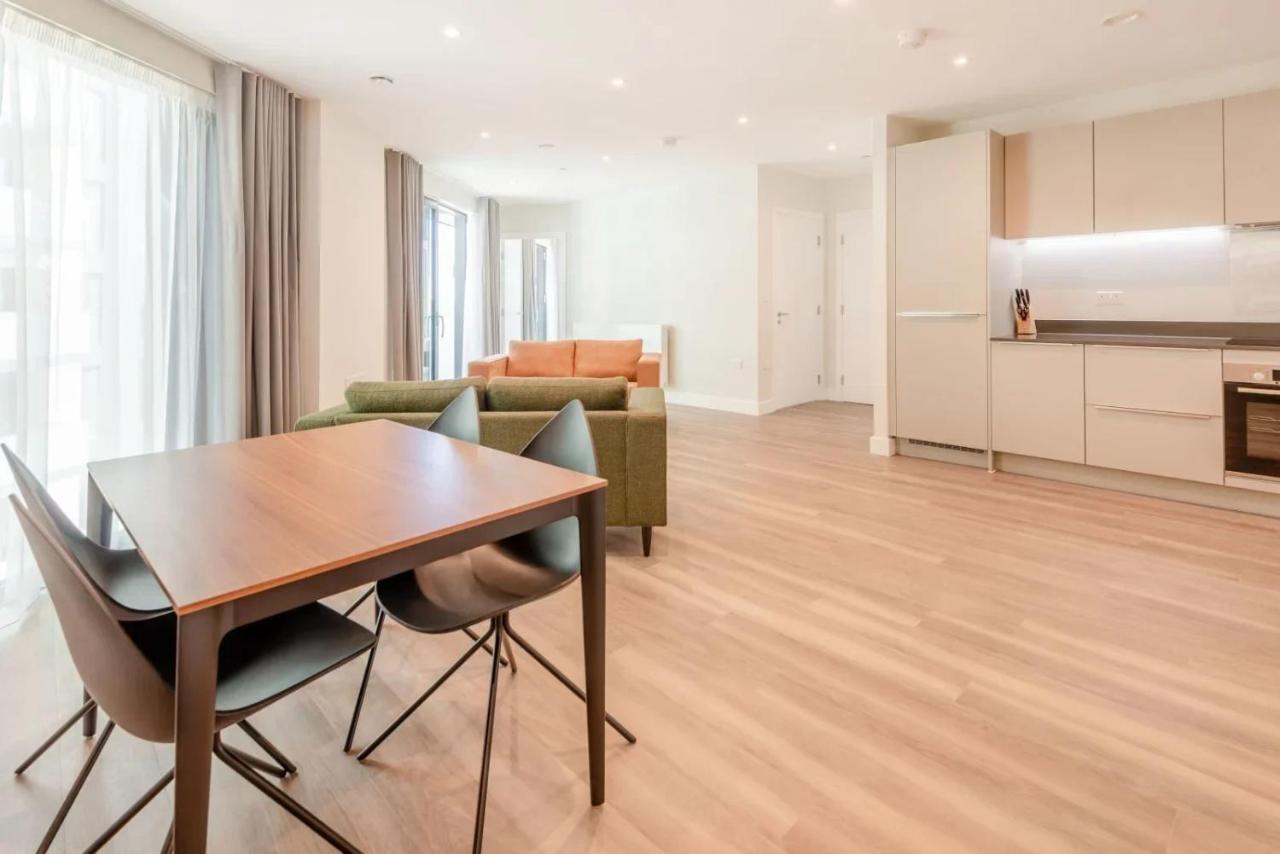 Modern Apartments In Brentford 2 Minutes Walk From Kew Bridge Exteriör bild